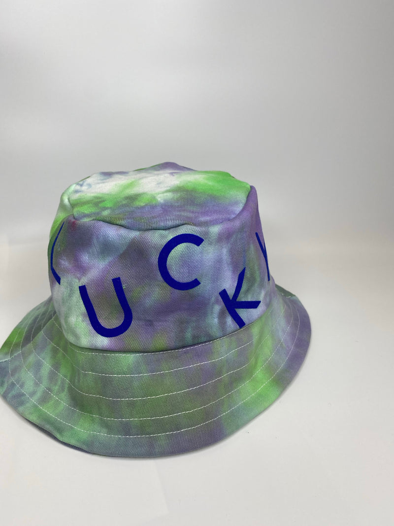 LUCKY Bucket Hat